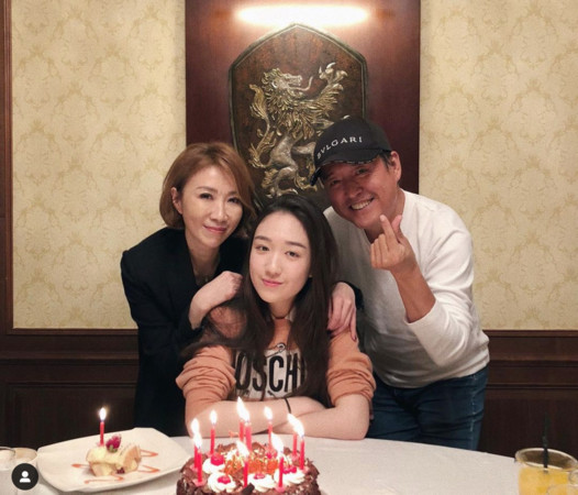 在母面前裝堅強！最愛妹妹驟逝23年「李翊君淚言」：怎麼能夠接受　長姊如母「至今走不出傷痛」願活著的人更好