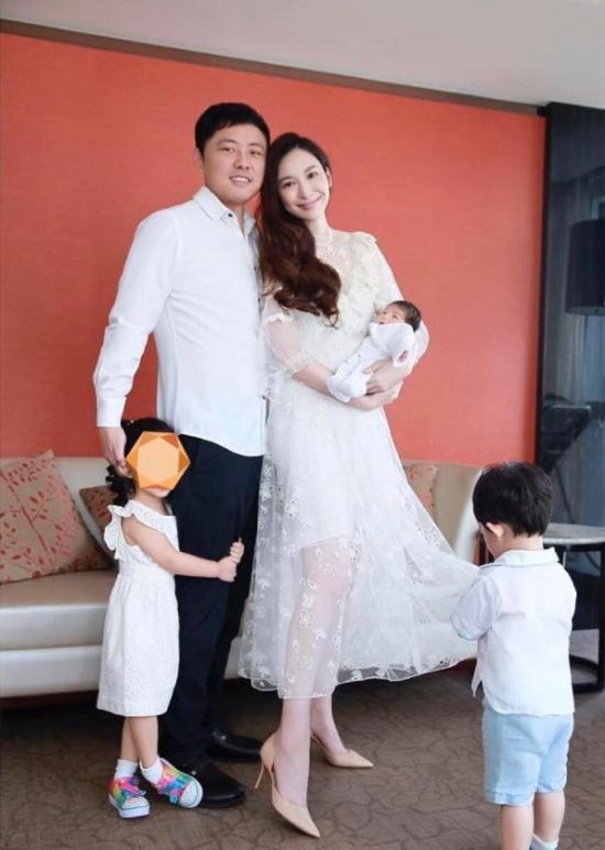 丈夫和小三挑婚紗！忍耐許久的她「留下兩個幼兒」從28樓一躍而下　遺書揭露「豪門婚姻深似海」