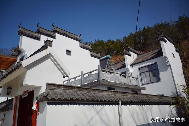 住430萬別墅！81歲爺爺居深山「裝修超大氣」卻天天流淚　揭傷心往事「4個兒子僅剩1個」成畢生遺憾