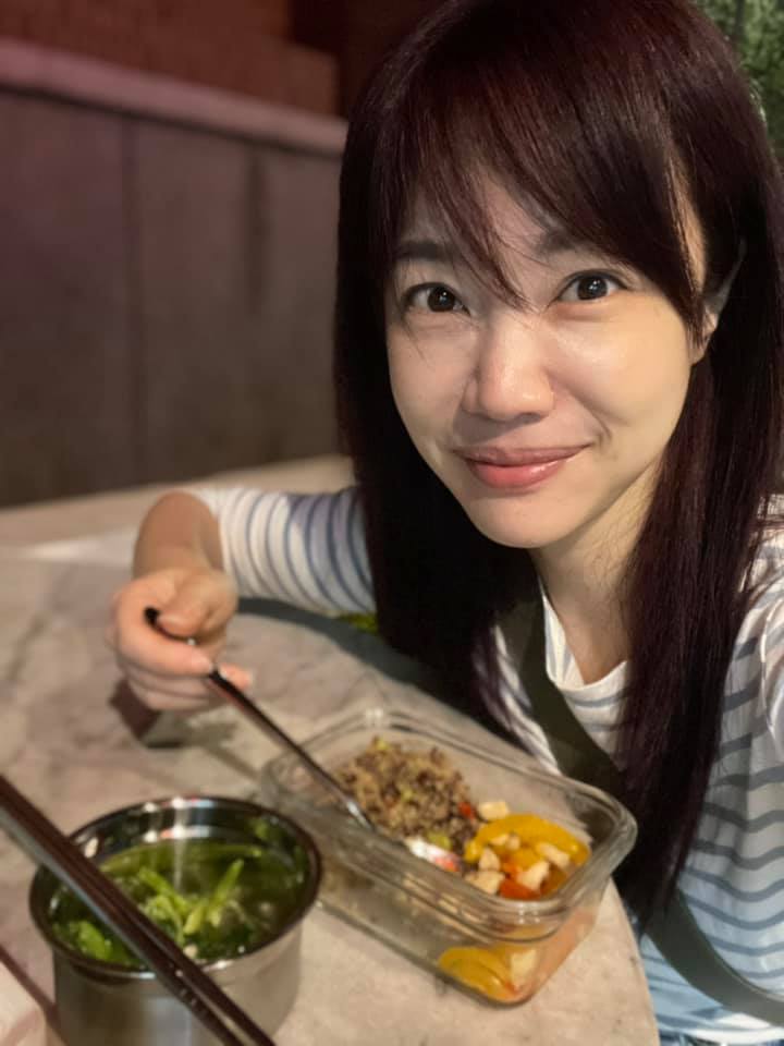 能重新呼吸真好！蕭彤雯重症後「激動落淚做復健」堅持日行萬步　不到一個月「感人成果曝光」網喊：眼眶都紅了