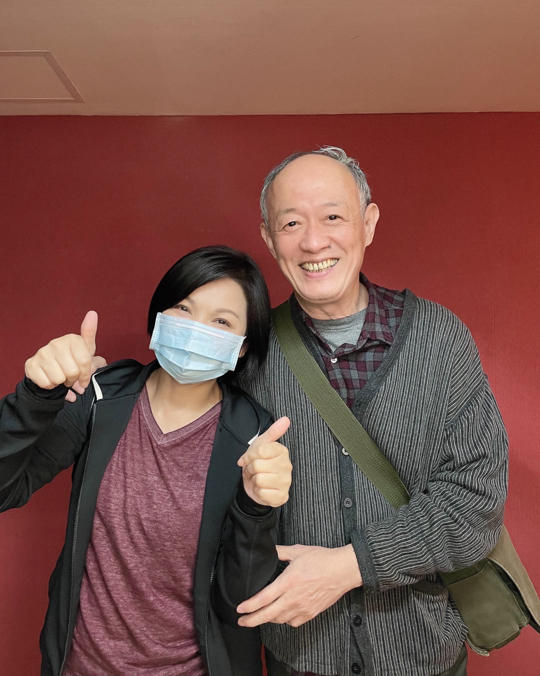 病患也需要尊嚴！楊貴媚自豪「媽媽臥床10年從沒尿布疹」氣色超紅潤　堅持「以身貼身」抱母移動：守護媽媽自尊