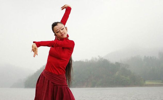 20年不吃米飯不生子！上廁所都要人幫忙　現61歲仍是「凍齡女神」她的人生卻無人敢複製 