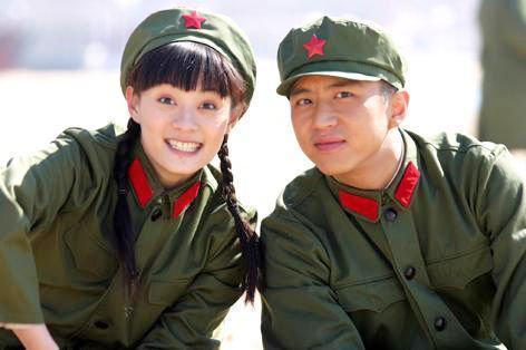 婚姻需要共同經營！孫儷外出1小時「就被老公狂Call」結婚11年享受被愛　鄧超「心甘情願妥協」為家人絕不應酬