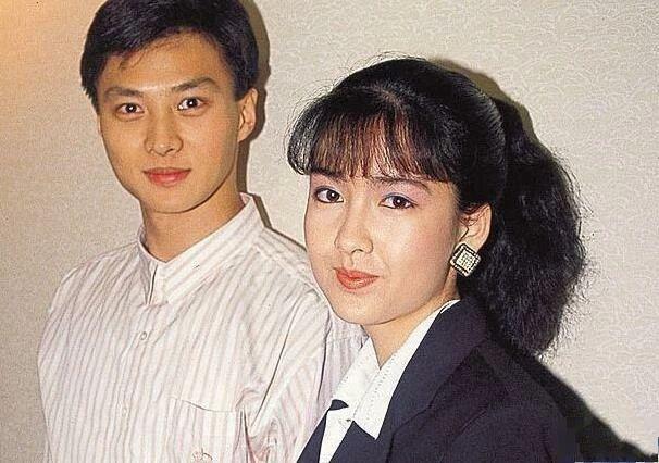 相戀30年出軌8次！周慧敏丈夫又被爆「約會年輕女」　自己獨守空房「袒露心聲」網嘆：活得真透徹 