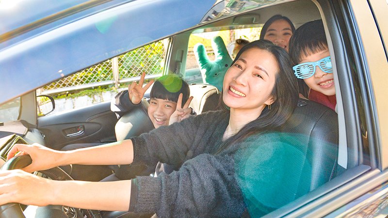 母愛不只給兒女！二寶媽連續8年「認養7苦貧童」揪尪共組寄養家庭　「為收養買房擴建」全年無休不喊苦