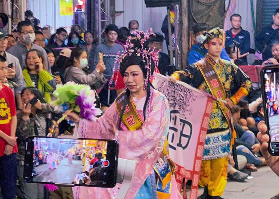 消失演藝圈17年！43歲如花近況曝光「不再扮女丑」　成功轉型「月收入高達50萬」：很多人追我