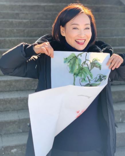 「我有自信，一直優雅老去！」惠英紅錯愛渣男：被劫財劫色　單身22年「活得越美越張揚」成女人典範