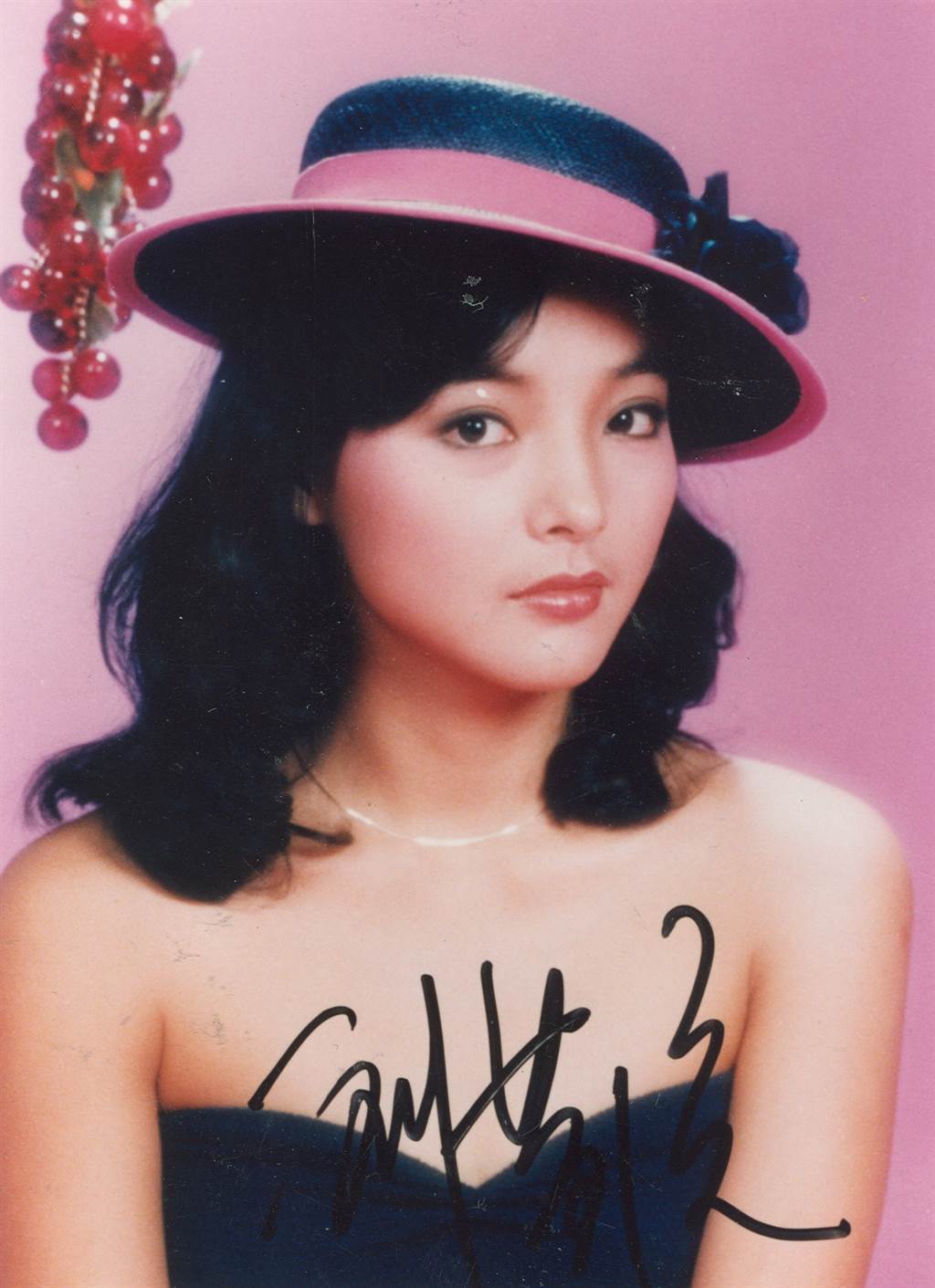 看破紅塵！資深女神「剃度為尼修行30年」　信眾「20字道盡最後人生」