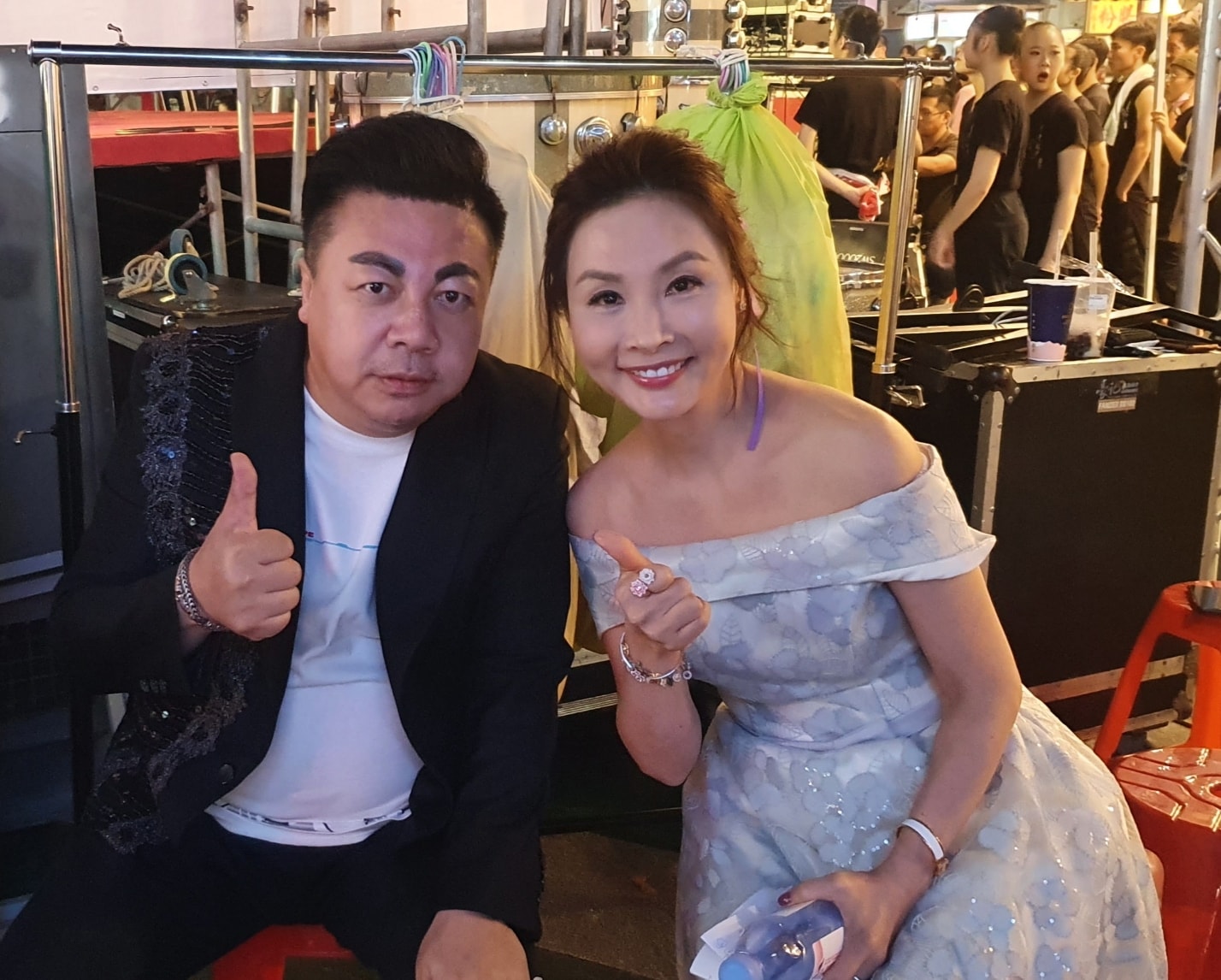 還是一家人！資深名嘴「替尪還千萬債」苦不堪言　爸爸臨終前「先生一舉動」心結全解開了
