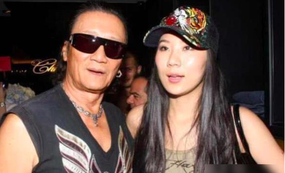 12年青春作廢！Coco被84歲謝賢「包養12年」　分手後獲「7400萬補償」如今大變樣：值得嗎？