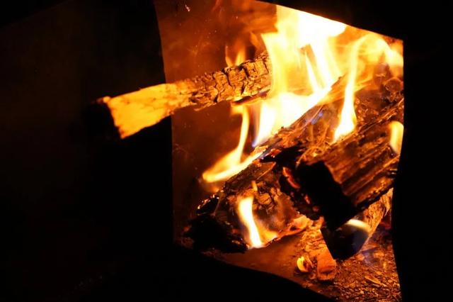 被遺忘的村落！她來到「擁有600年歷史古村」打造鄉間民宿　與大自然結合「每天一打開窗」美到像仙境