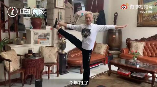 越活越逆齡！71歲爺爺「一習慣堅持20年」外表40年沒變過　「曬年輕舊照」網驚：老了更帥