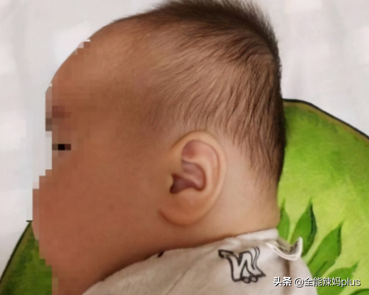 父母要留心！從小「睡枕頭」和「不睡枕頭」的孩子　成年後差別不止一點點！對照一下