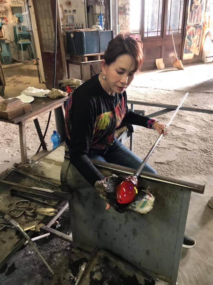 喪父又試管失敗！周丹薇陷憂鬱「80歲老母三步九叩」求她振作　痛哭懺悔「我讓她失望了」再無法盡孝