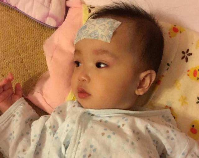 差點出事！奶奶送孫女祖傳銀手鐲「手鐲一天比一天亮」　醫生怒斥：趕緊摘掉