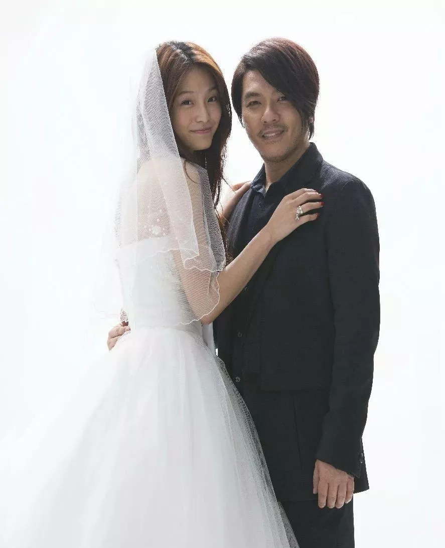 48歲「情歌王子」阿杜久違現身！因患大病消失14年　今重回歌壇「模樣大變」體重一度暴增