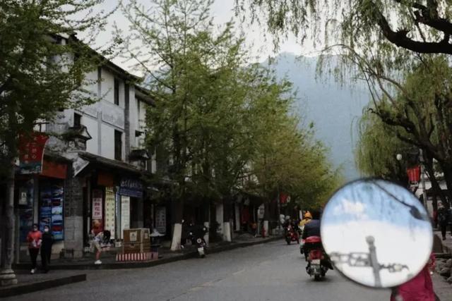 存到100萬就離開！她「大膽辭職賣老房」離開都市叢林　到郊區「打造97坪花園別墅」擇其所愛：不是逃避而是勇氣