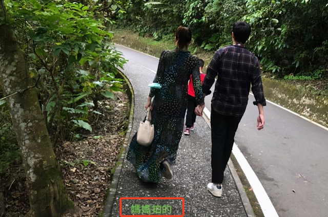 發展更進一步！陳喬恩攜小9歲男友「見家長」　小情侶「貼頭自拍」甜蜜放閃：好事將近？