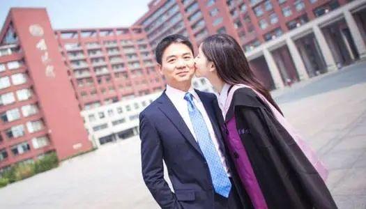 離婚只能得5塊錢！她嫁大19歲富豪「原諒丈夫不忠」　3拒張藝謀「22歲成最年輕女富豪」