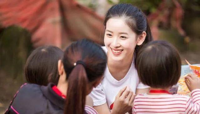 離婚只能得5塊錢！她嫁大19歲富豪「原諒丈夫不忠」　3拒張藝謀「22歲成最年輕女富豪」