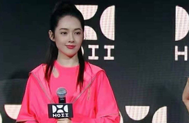 產後7個月正式復工！郭碧婷亮相活動「面色紅潤」氣色好　曝女兒「小奶皇名字由來」一臉幸福