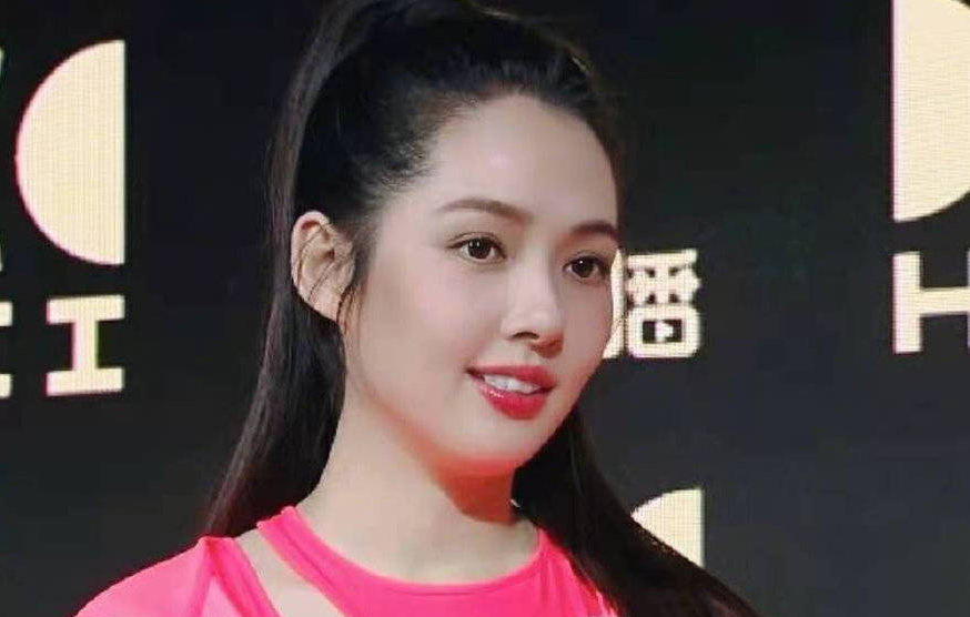 產後7個月正式復工！郭碧婷亮相活動「面色紅潤」氣色好　曝女兒「小奶皇名字由來」一臉幸福