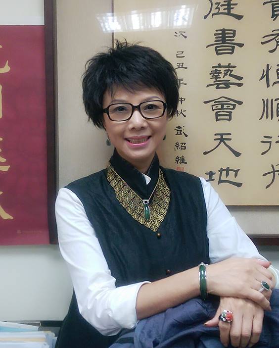婚姻事業全歸零！上官明莉「住法鼓山修行2年」谷底重生　散盡家財「反與愛女修復關係」笑談餘生規劃
