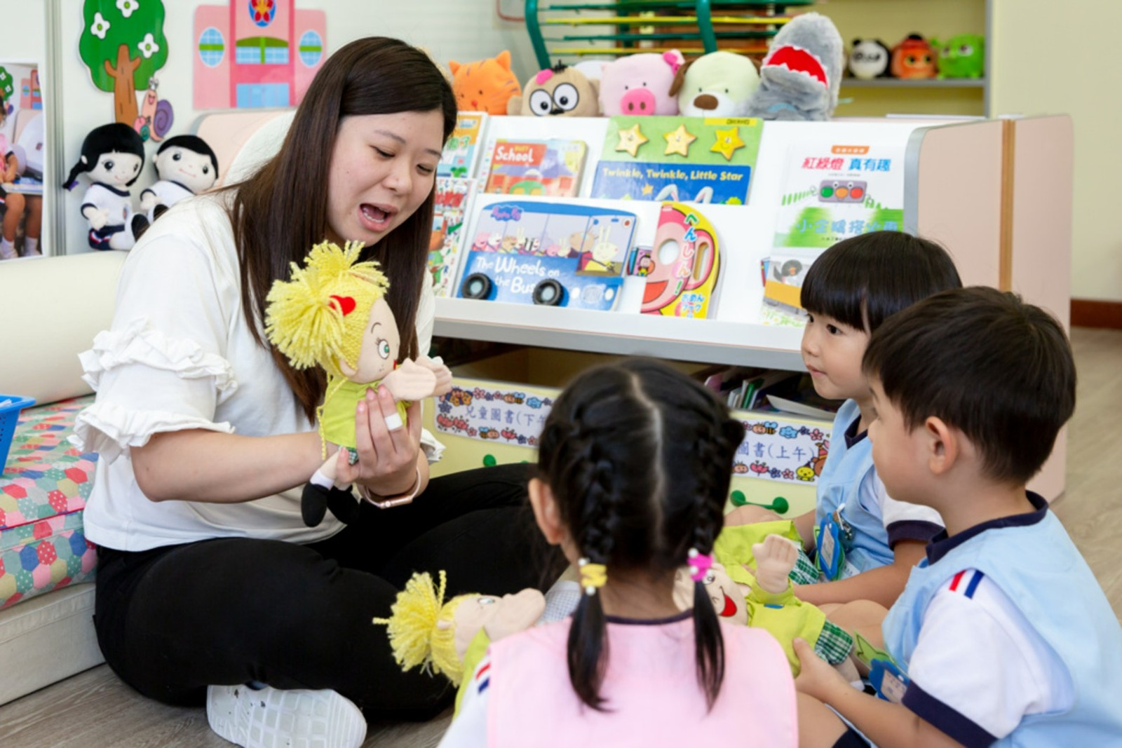 幼兒園接小孩！偶然看見「老師身上有刺青」　公審老師「家長們會介意嗎？」全網一面倒罵翻