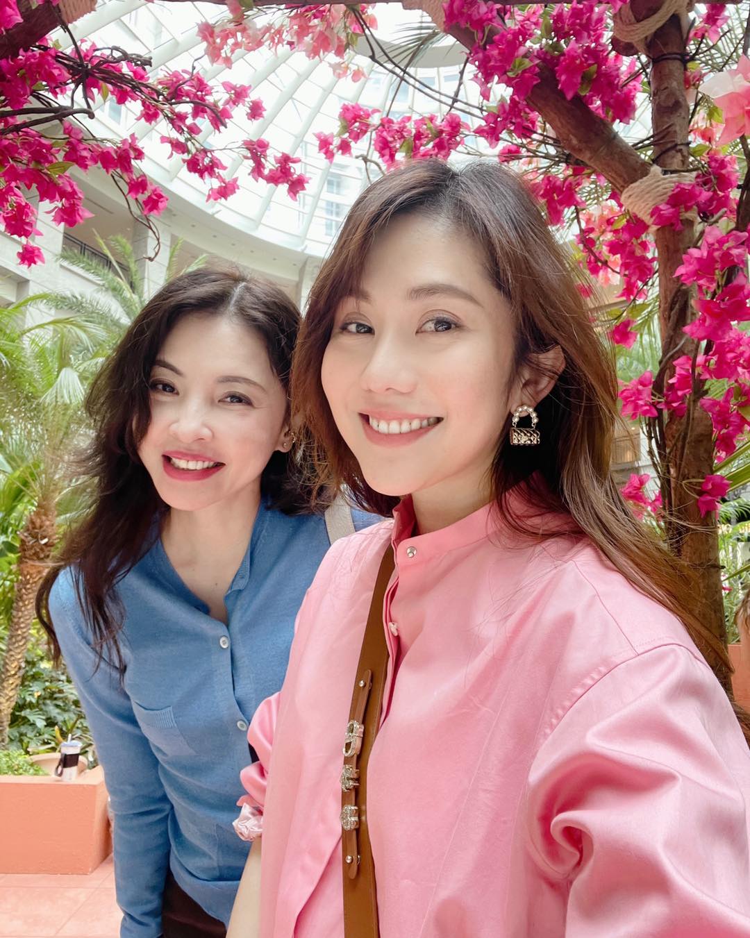 遭爆「從沒倒過1杯水給婆婆」何如芸反擊了！坦言「我最適合當老婆」網友全力挺：懂事女人的無奈