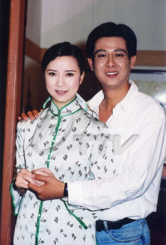 跌倒再爬起！本土劇演員轉行開店「賠掉一棟房子」嘆：隔行如隔山　從零開始「五分埔推車賣飲料」走到哪賣到哪
