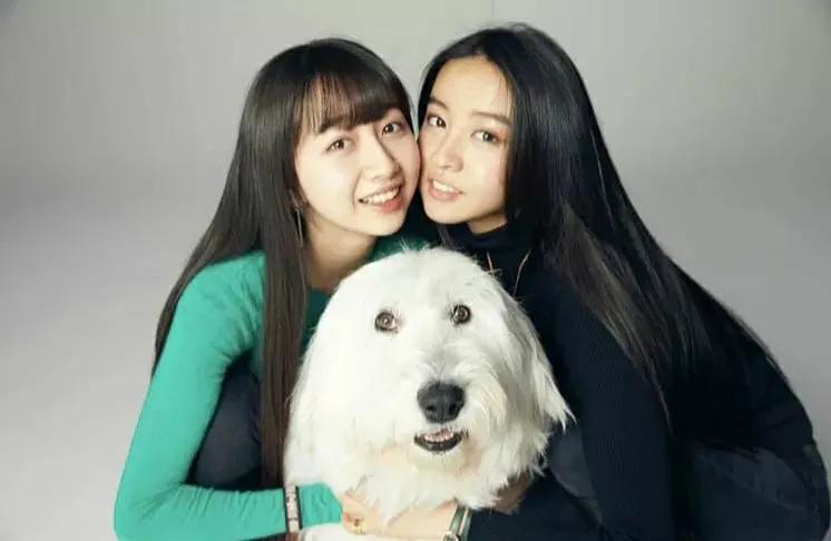 結婚21年仍浪漫！木村拓哉「與愛妻工藤靜香」罕見同框放閃　街頭甜蜜約會「互喂冰淇淋」好恩愛