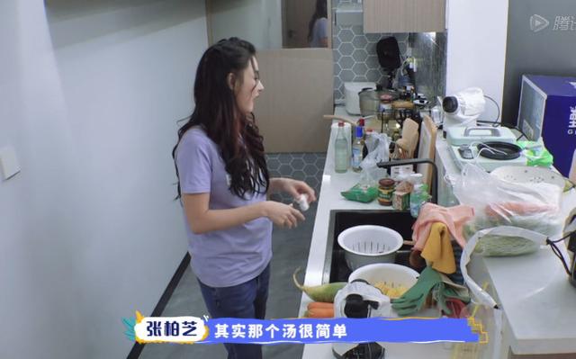 如孟母三遷！張柏芝節目上「為兒面試貴族學校」正襟危坐　尊重孩子意願視訊詢問「倆兄弟默契答覆」