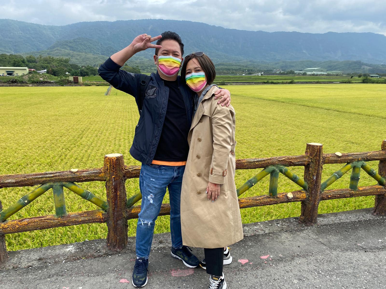 《超級星期天》紅遍台灣！卜學亮爆紅「忙到女兒一見他就哭」　50歲近況曝光「女兒是台大學霸」淚謝妻