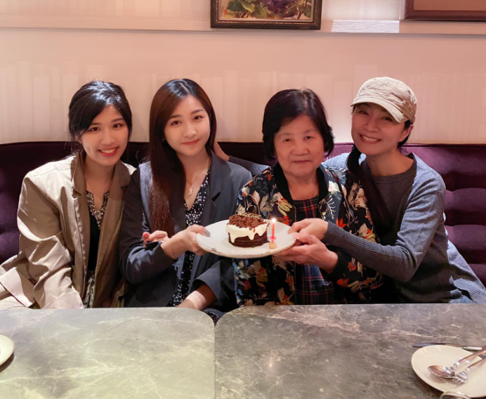 被酸很假掰！方文琳大方同框「前夫現任妻」不怕被說閒話　反過來感謝對方：把2女兒照顧很好