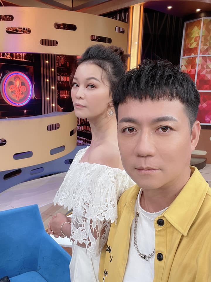 別只看到我寵妻！陳隨意暖謝「老婆私下無怨言付出」：朋友超羨慕　寵愛是互相「昔為她甘鑽狐狸洞」摔傷不喊苦