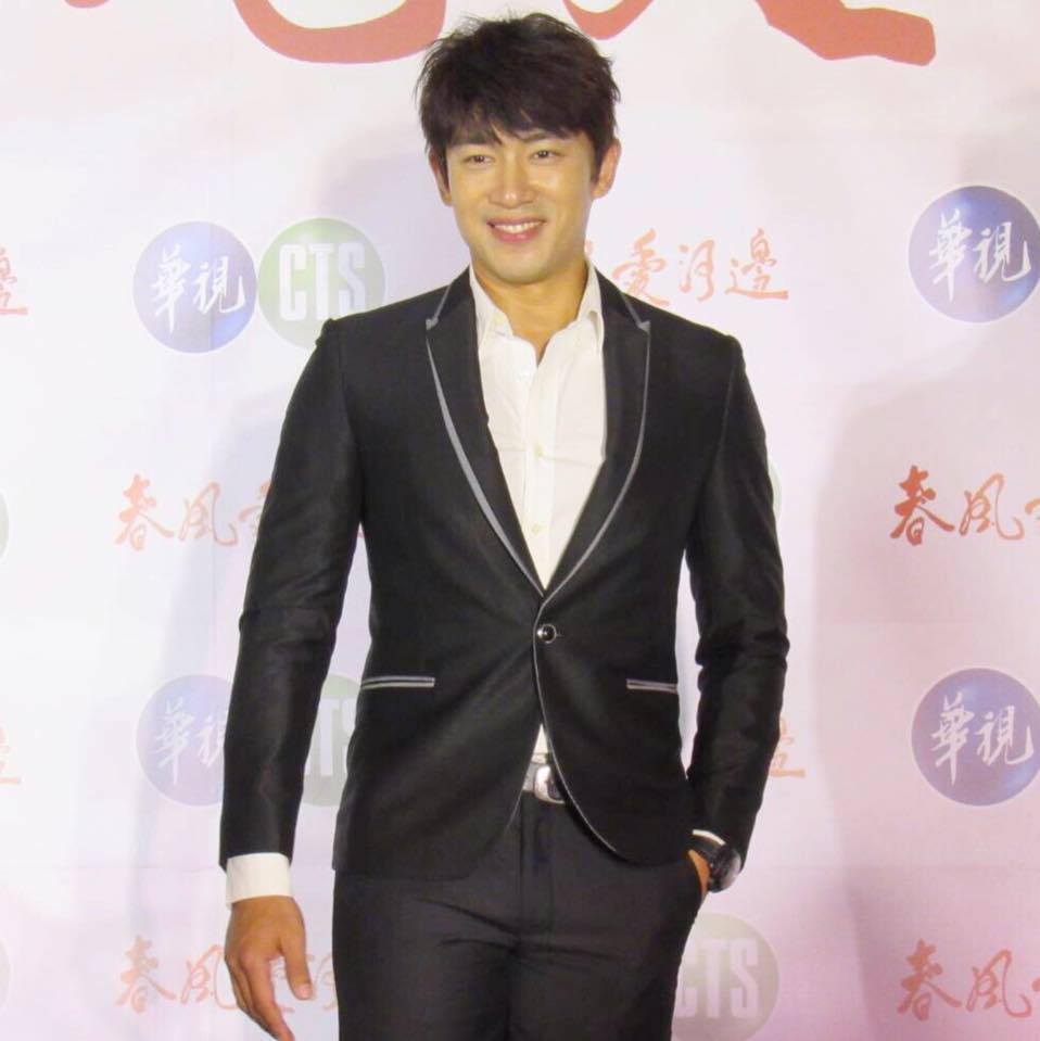  本土劇小生復出！李政穎「學霸背景被挖出」哽咽：謝謝姊姊救了我　44歲近況「賣房搬回宜蘭老家」全為了她