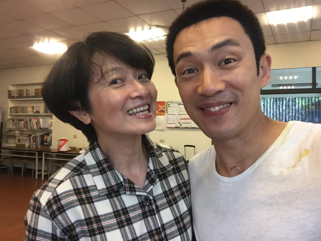  本土劇小生復出！李政穎「學霸背景被挖出」哽咽：謝謝姊姊救了我　44歲近況「賣房搬回宜蘭老家」全為了她