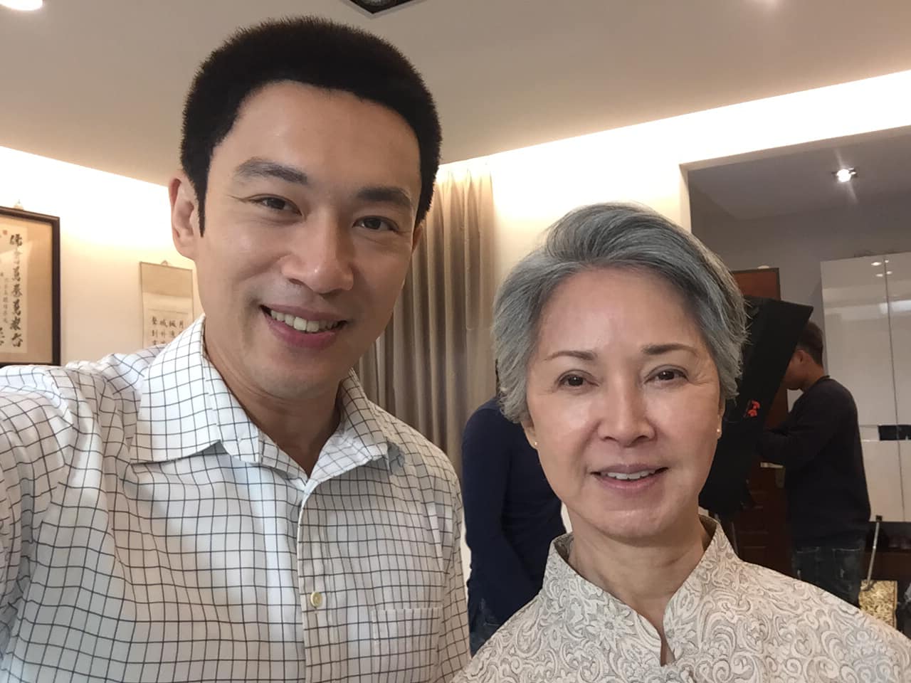  本土劇小生復出！李政穎「學霸背景被挖出」哽咽：謝謝姊姊救了我　44歲近況「賣房搬回宜蘭老家」全為了她