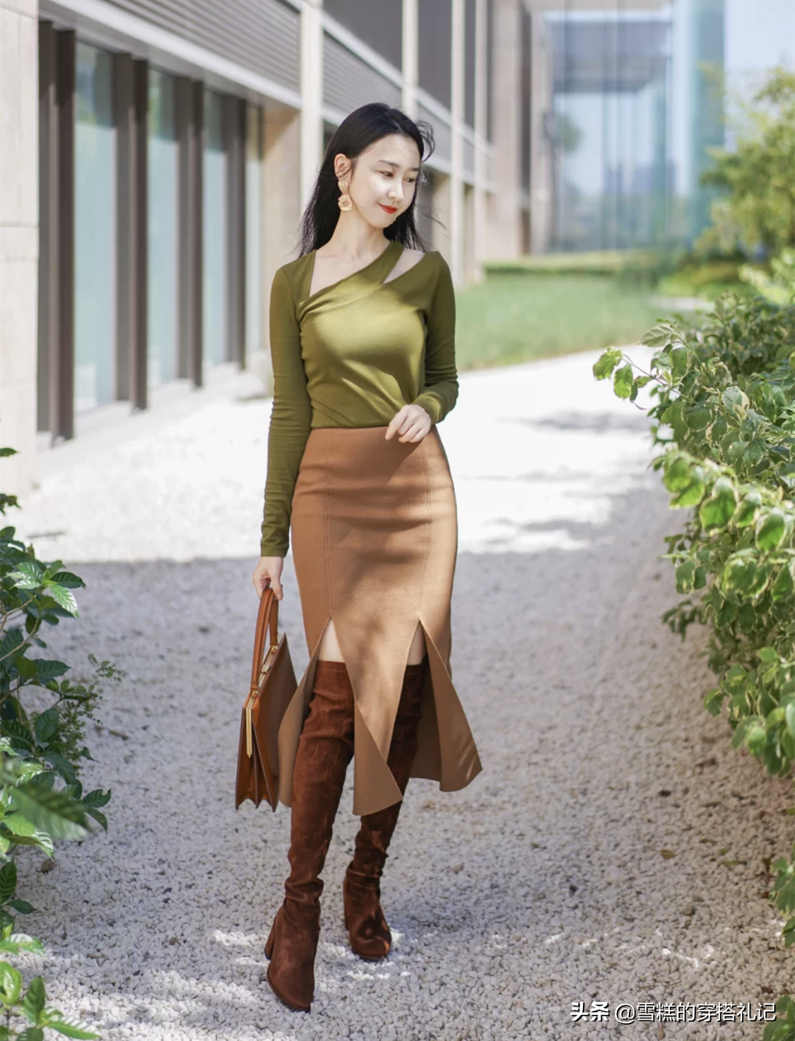 顔色搭配對了更顯氣質！不管什麽年紀的女人「5個顔色最好少穿」顯得老氣又不修身