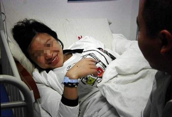分娩前！產婦偷偷給醫生「塞紙條」：出意外先保我　醫生得知「捨子保母原因」心酸又心疼