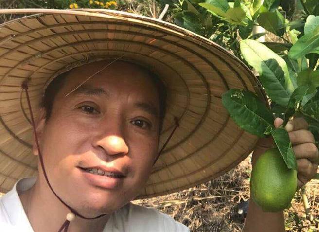 突然坦承有小三！王中平哭求「每年都在廈門見面」想接回台灣　老婆看對方照片笑了：「想得美嘞」