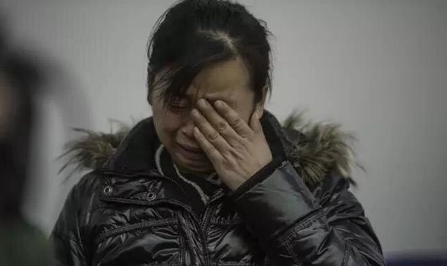 兒媳流產！惡婆婆一反常態「燉雞湯」貼心伺候　醫生「嘴饞喝一碗」慌了：一個小時後婆婆被抓