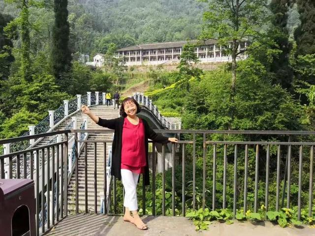 忘了做自己！她忍受無性無愛「AA制婚姻30年」　 56歲勇敢拋夫棄子「自駕游」痛喊：為自己活一次