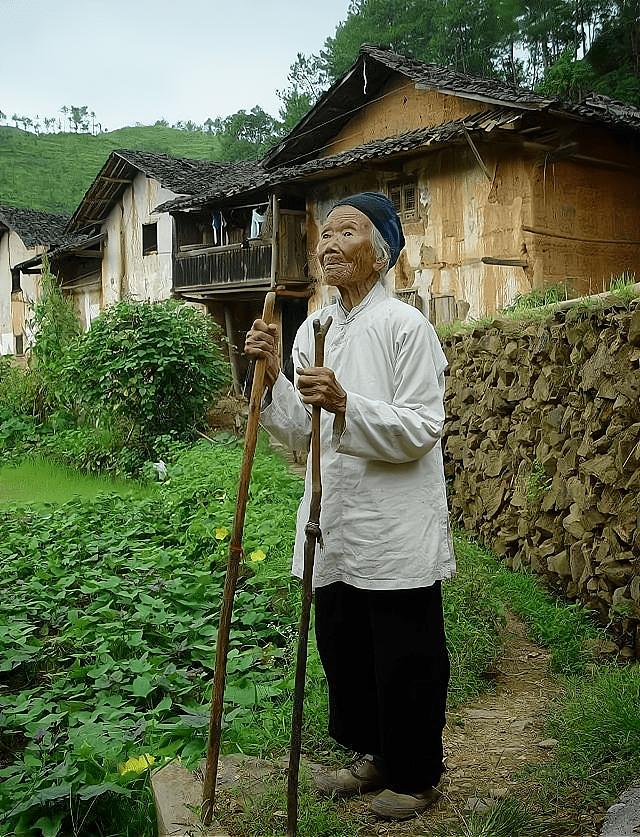 從年少等到白頭！新婚三天丈夫從軍「許下歸來承諾」　用72年守候「只盼再見一面」卻換來無奈結局