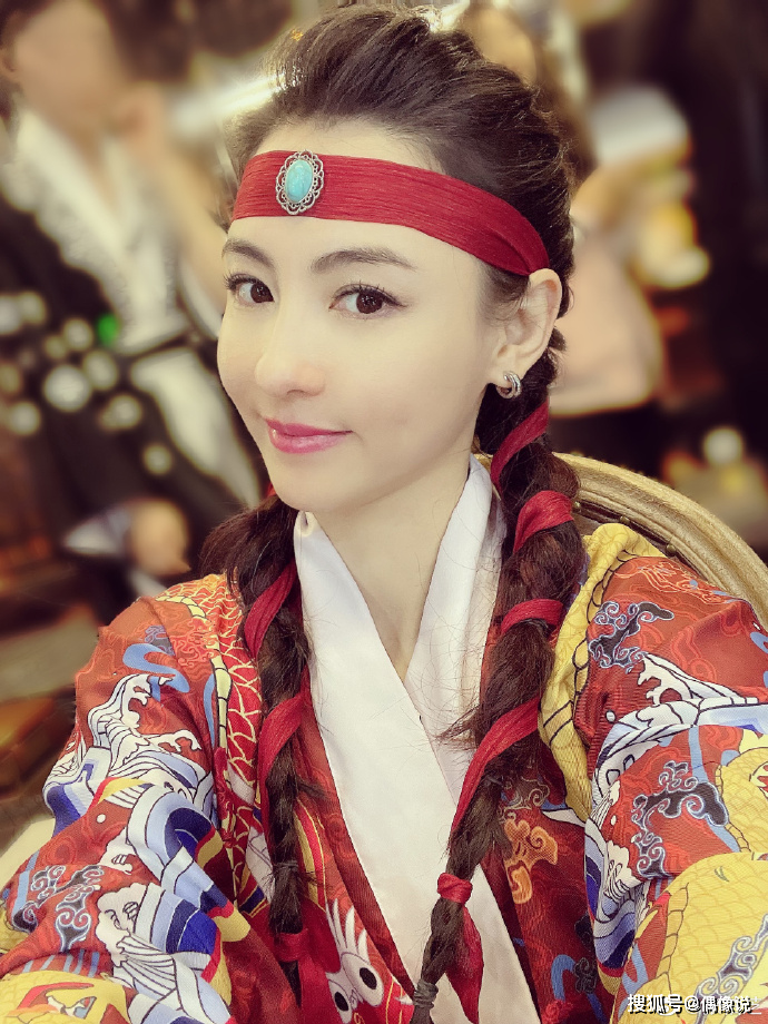  憂心有越軌行為！張柏芝曝「13歲大兒子早戀」被問：媽媽怎麼牽女生手　機智應對「顯高情商」