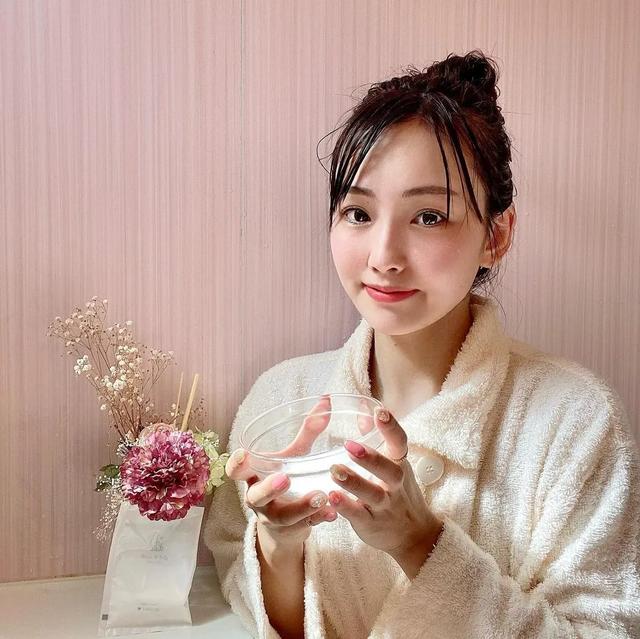 41歲顏值身材都太逆天！單親媽「和19歲女兒同框像姐妹」　分享「日常保養秘訣」：當真是美魔女