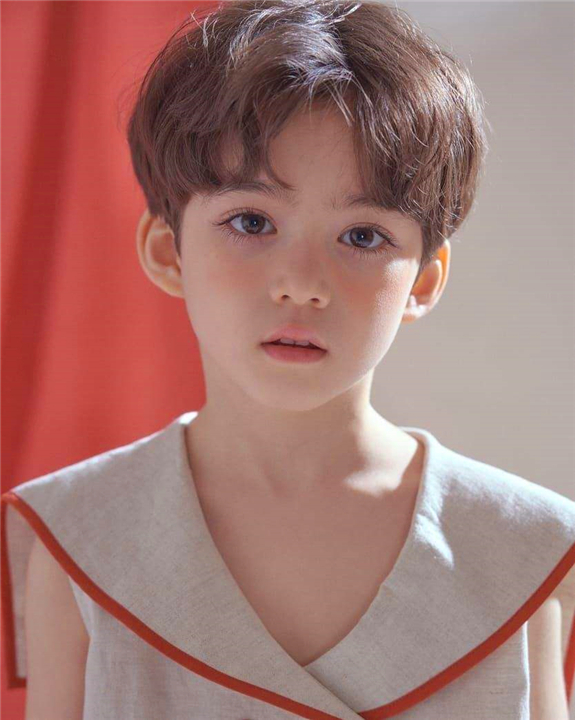 兒子顏值太高！寶爸「懷疑不是親生」連做4次親子鑒定　「結果出來」寶爸徹底懷疑人生