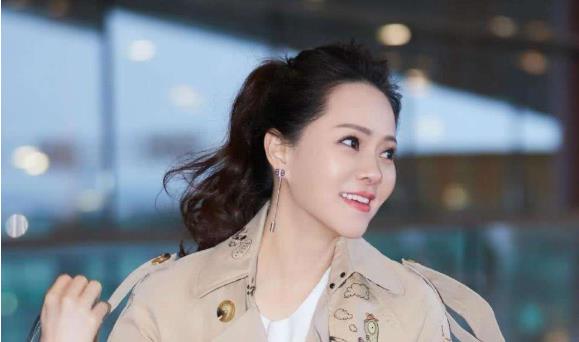 愛上小10歲老公！46歲伊能靜哭訴：「我已經不能生孩子」         曾擔心被拋棄被丈夫說「有病要治」：別再作了