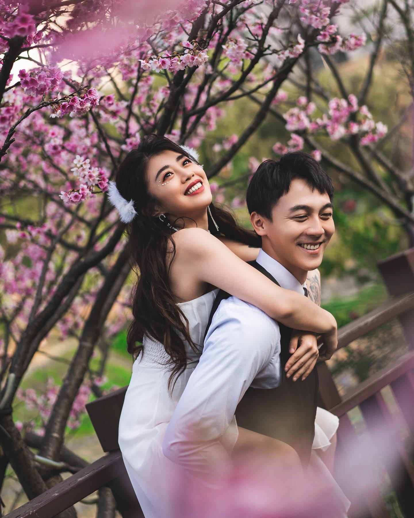 安迪愛女「無預警曬婚紗」報喜：該公開了！　不只是歌姬「靠自己當CEO」向天上爸喊話：爸請你放心