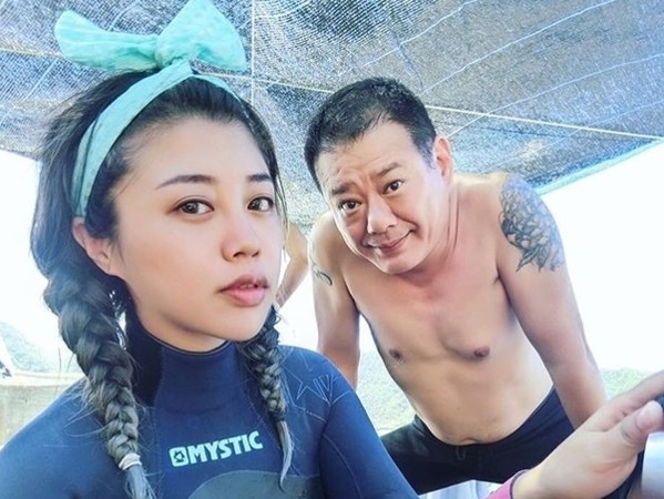 安迪愛女「無預警曬婚紗」報喜：該公開了！　不只是歌姬「靠自己當CEO」向天上爸喊話：爸請你放心